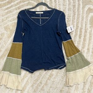 Free people long sleeve bell top